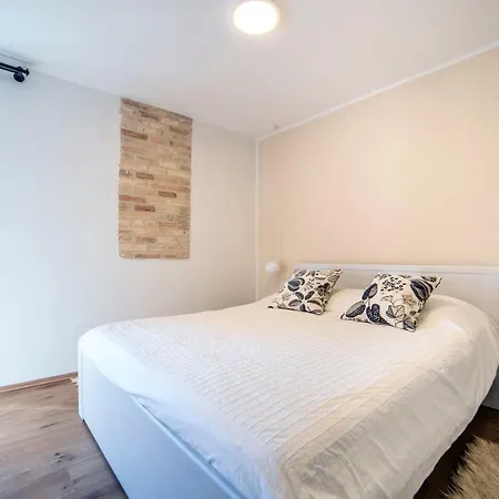 Emma Apartment